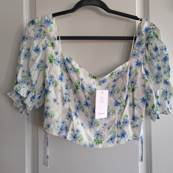 Sophie Rue Tops - Sophie Rue floral crop top